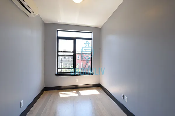 Rented by null | media 20