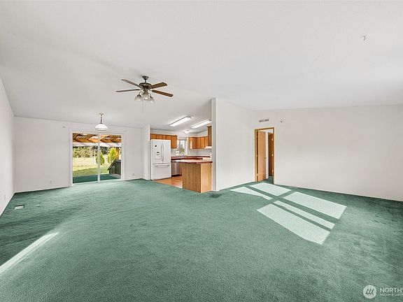 3rd image of 19115 Old Ranch Lane SW