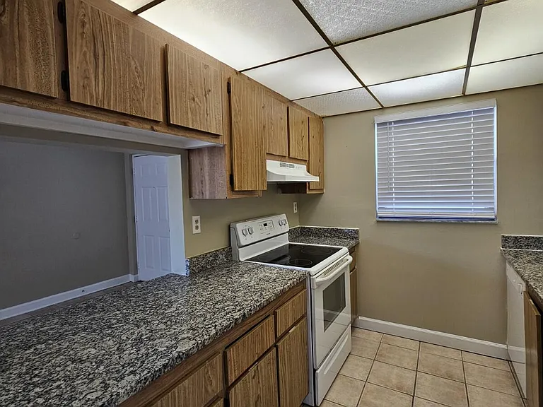 1750 N Congress Ave #304 — Photo 7