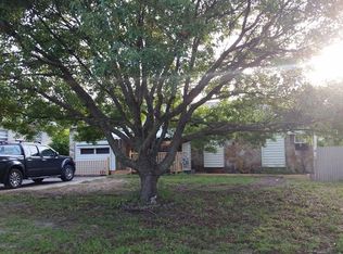 1223 Lakeview Dr, Clermont, FL 34711
