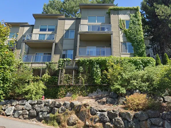 3204 81st Pl SE Unit B203, Mercer Island, WA 98040