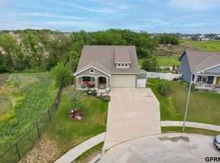 11903 S 210th St, Gretna, NE 68028