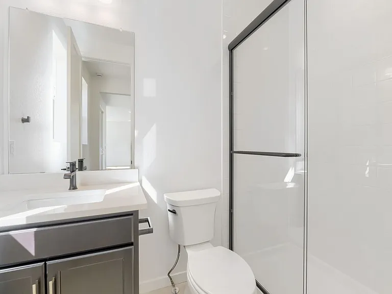 10940 Stanza Ln — Photo 22
