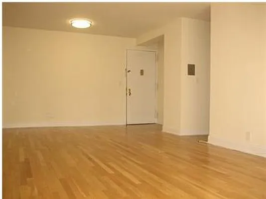 Rented by Vision Group | media 18