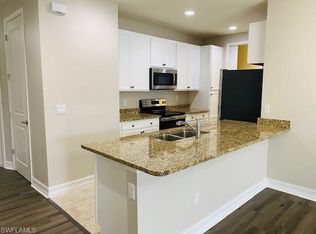 7944 Bristol Cir, Naples, FL 34120