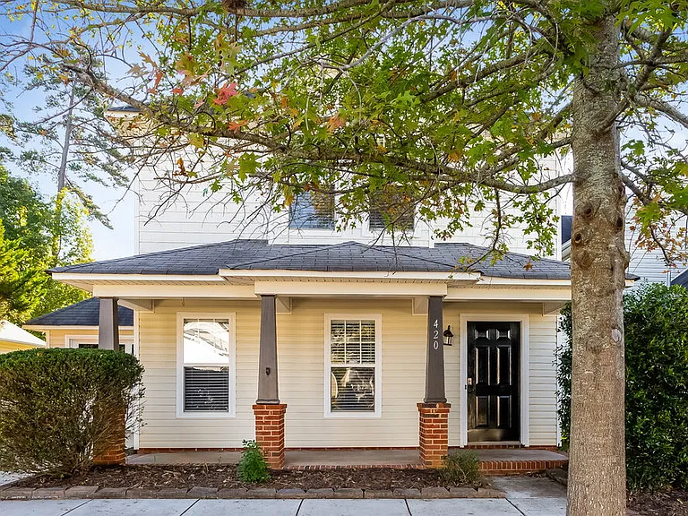 420 Amir Cir — Photo 1