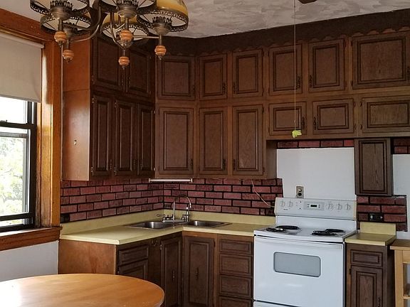 3rd image of 3050 S Parnell Ave #3R