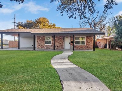 1016 Cherryhill St, Lake Charles, LA, 70607