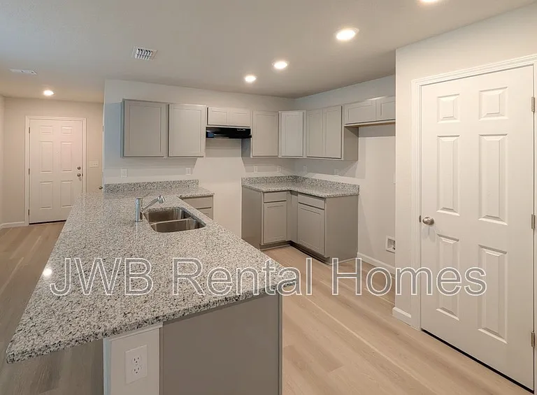 8305 Galveston Ave — Photo 2