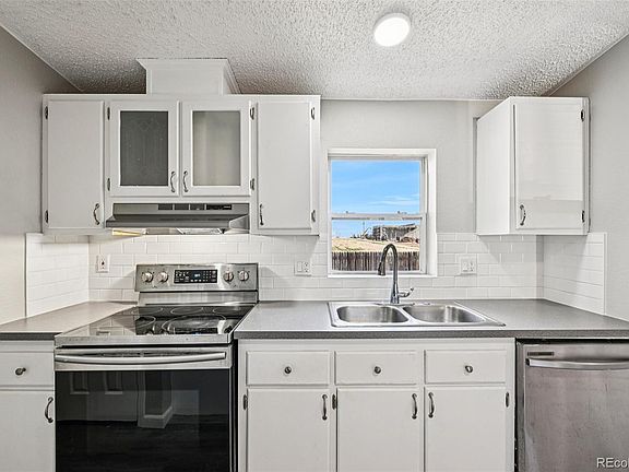 2nd image of 7041 Ash Court