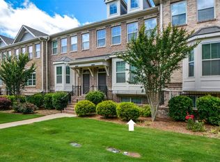 7870 Willoughby Ct, Alpharetta, GA 30005