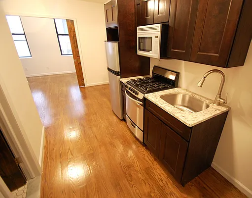 Rented by Bold New York | media 24