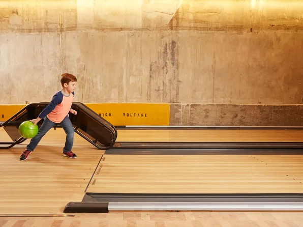 70 Pine Street image 16 of 26