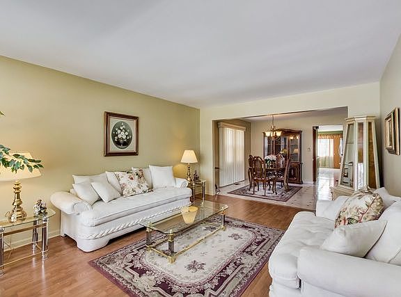 4th image of 4119 Goss Ave