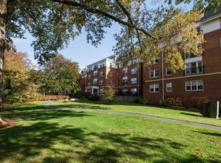 300 Allston St APT 403, Brighton, MA 02135