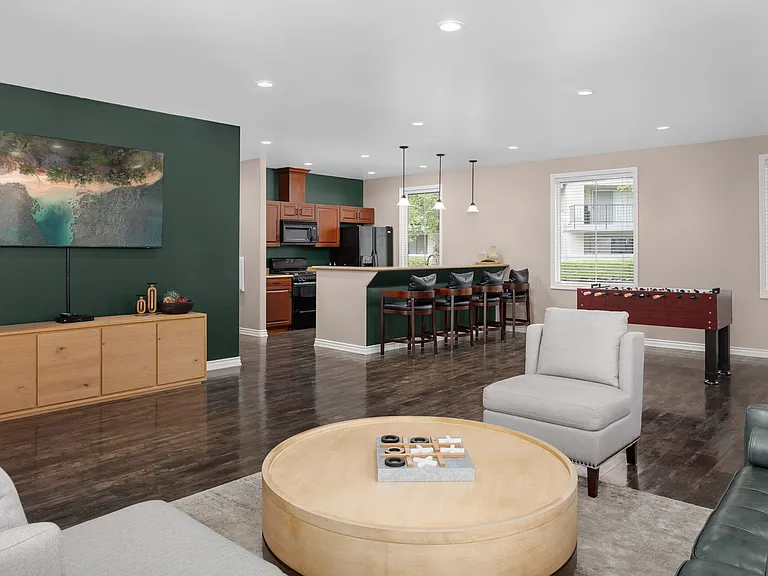 Green Valley Apartments — Photo 15
