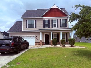 604 Drummond Grove Ln, Jacksonville, NC 28546