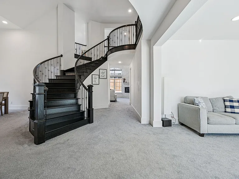 1874 Trent Basin Dr — Photo 2