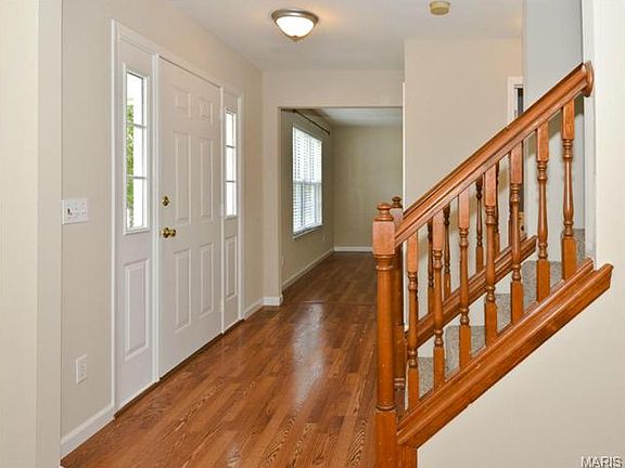 4th image of 2619 Breezy Point Ln