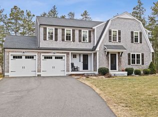 5 Pine Needle Ln, Wareham, MA 02571