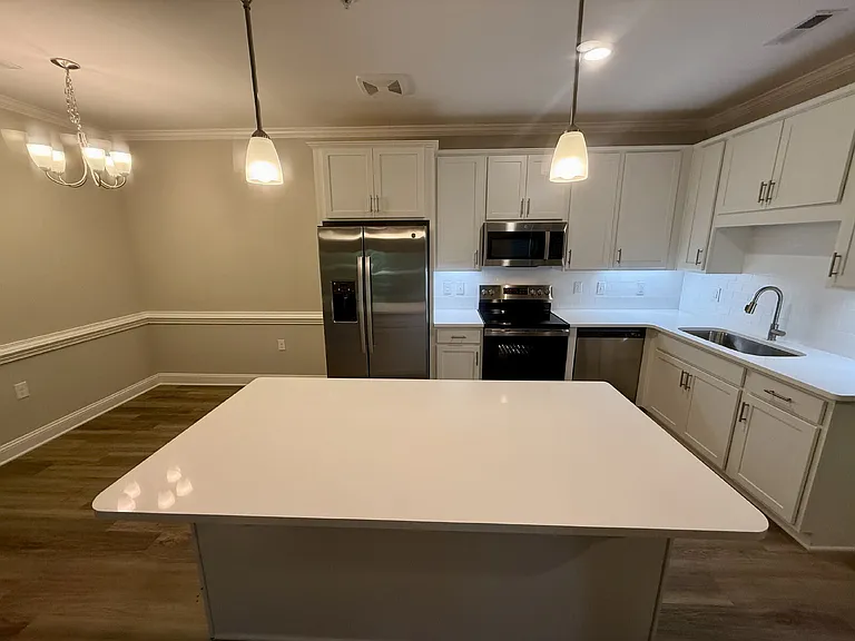 188 Gallery Dr #102 — Photo 18