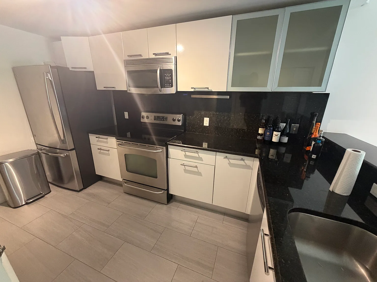 1 bed, 1.5 bath, 790 sqft, $3,950 — Photo 4