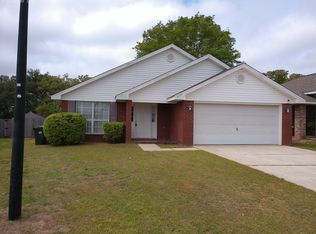 5121 Cocoa Dr, Pensacola, FL 32526
