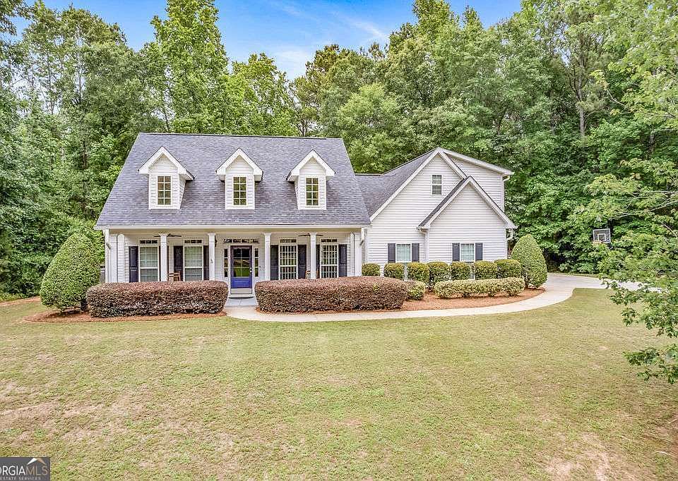 1st image of 49 Cherokee Farms Dr