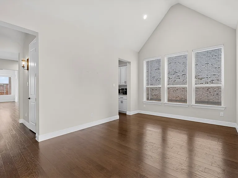 5901 The Esplanade Dr — Photo 19