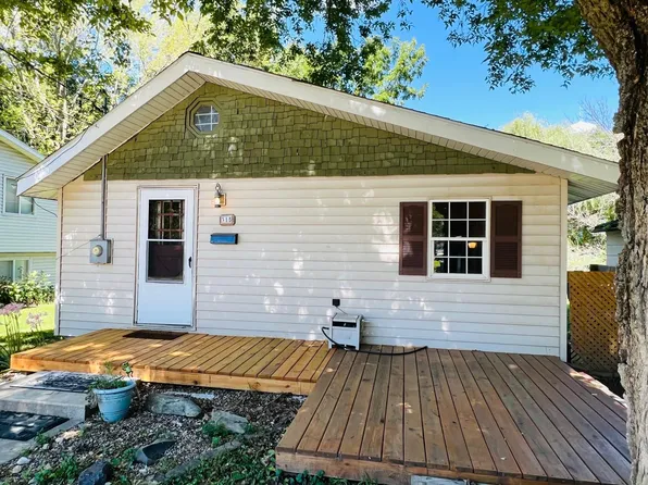 315 W Adair St, Shell Rock, IA 50670