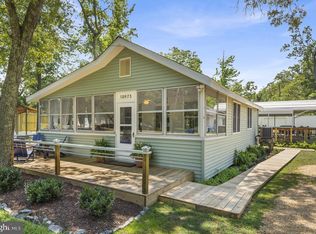10973 Chesapeake Dr, Lusby, MD