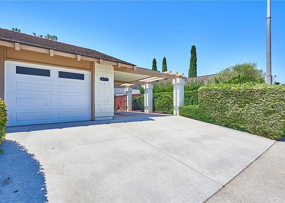 1st image of 4972 Paseo De Vega