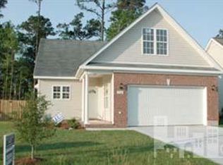 5121 Longpoint Dr, Wilmington, NC 28409