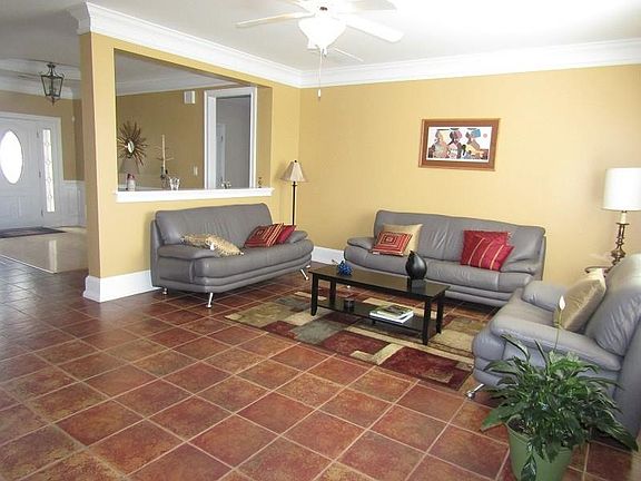 3rd image of 395 Cherington Ln