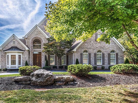 2nd image of 248 Merlot Ln