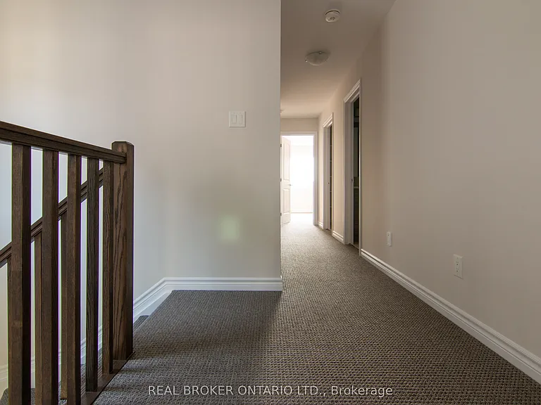 1022 Kijik Cres — Photo 17