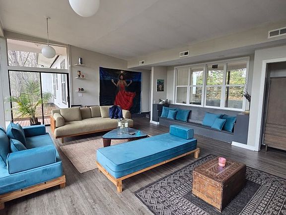 5th image of 103 Riverwood Dr