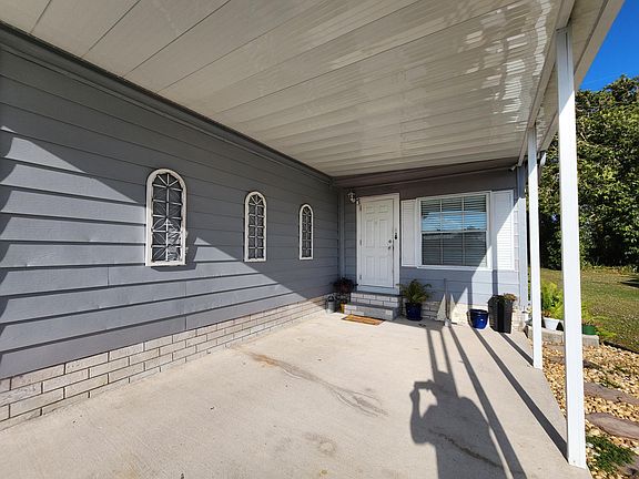 2nd image of 14 Brisa Lane