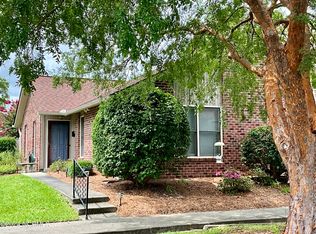 1862 Quail Ridge Rd APT Q, Greenville, NC 27858