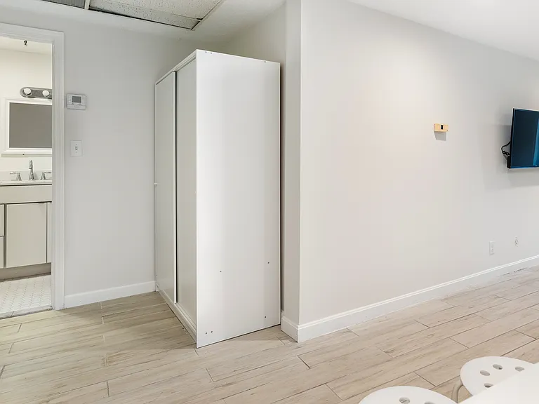 1427 Commonwealth Ave #102 — Photo 10