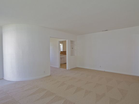 2nd image of 2732 Virginia Dr