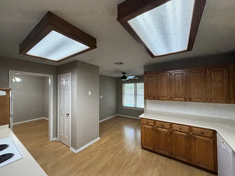1805 Dunn St — Photo 19