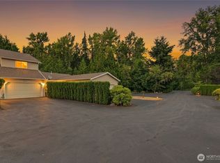 2233 E Birch St, Bellingham, WA 98229