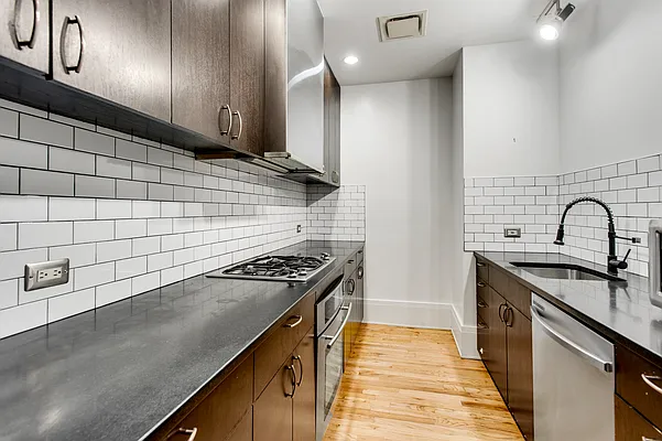 Rented by Cooper & Cooper Real Estate | media 9