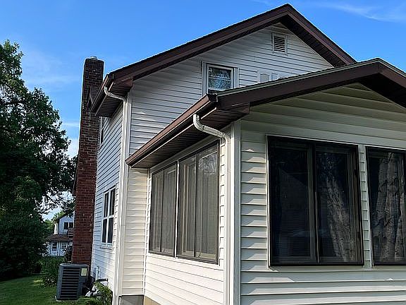 Rear view of sunroom
