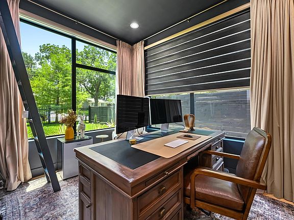 5th image of 7810 Hardy Dr