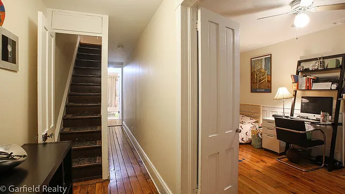 Rented by Garfield Realty  | media 21