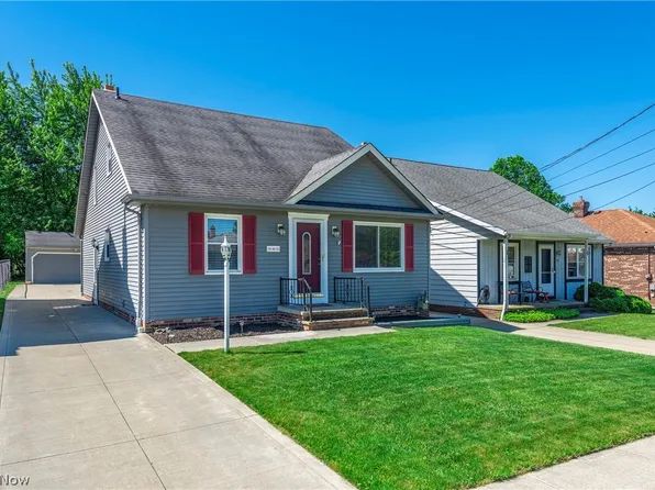 541 Orchardview Rd, Seven Hills, OH 44131