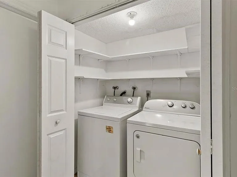 8413 Shady Glen Dr — Photo 15