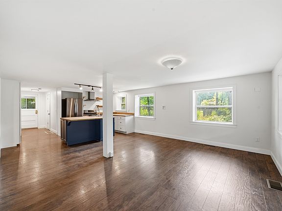 5th image of 169 North Brownell Road